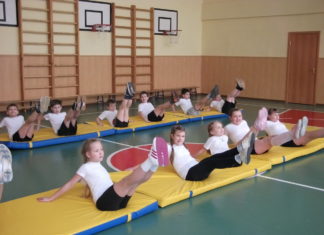 Gimnastika. Saflanish va qayta saflanishlar