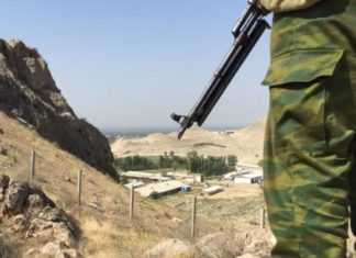 Кыргызские пограничники незаконно перешли границу